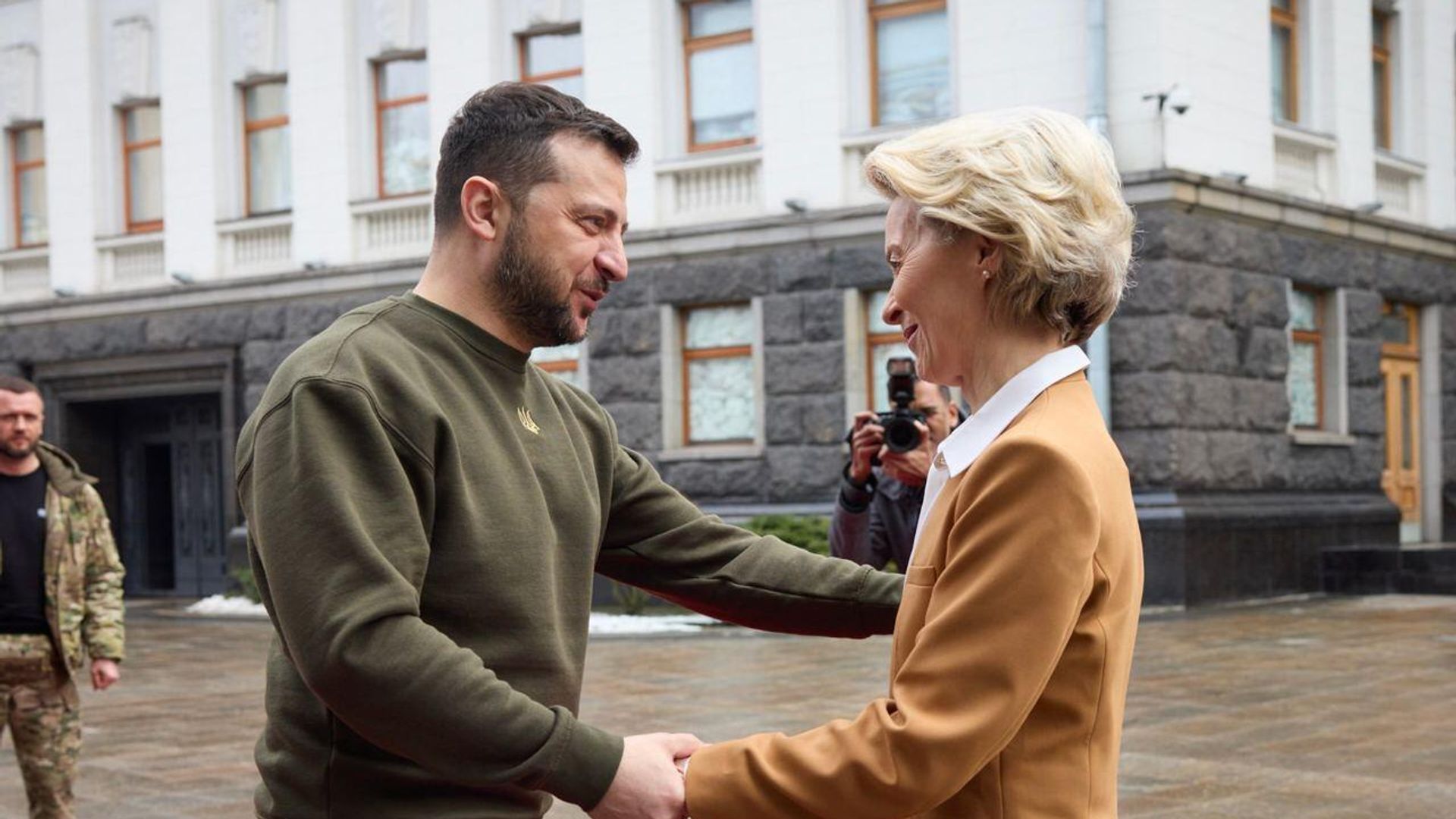 Президент Украины Владимир Зеленский во время встречи с главой Еврокомиссии Урсулой фон дер Ляйен в Киеве - РИА Новости, 1920, 21.07.2024