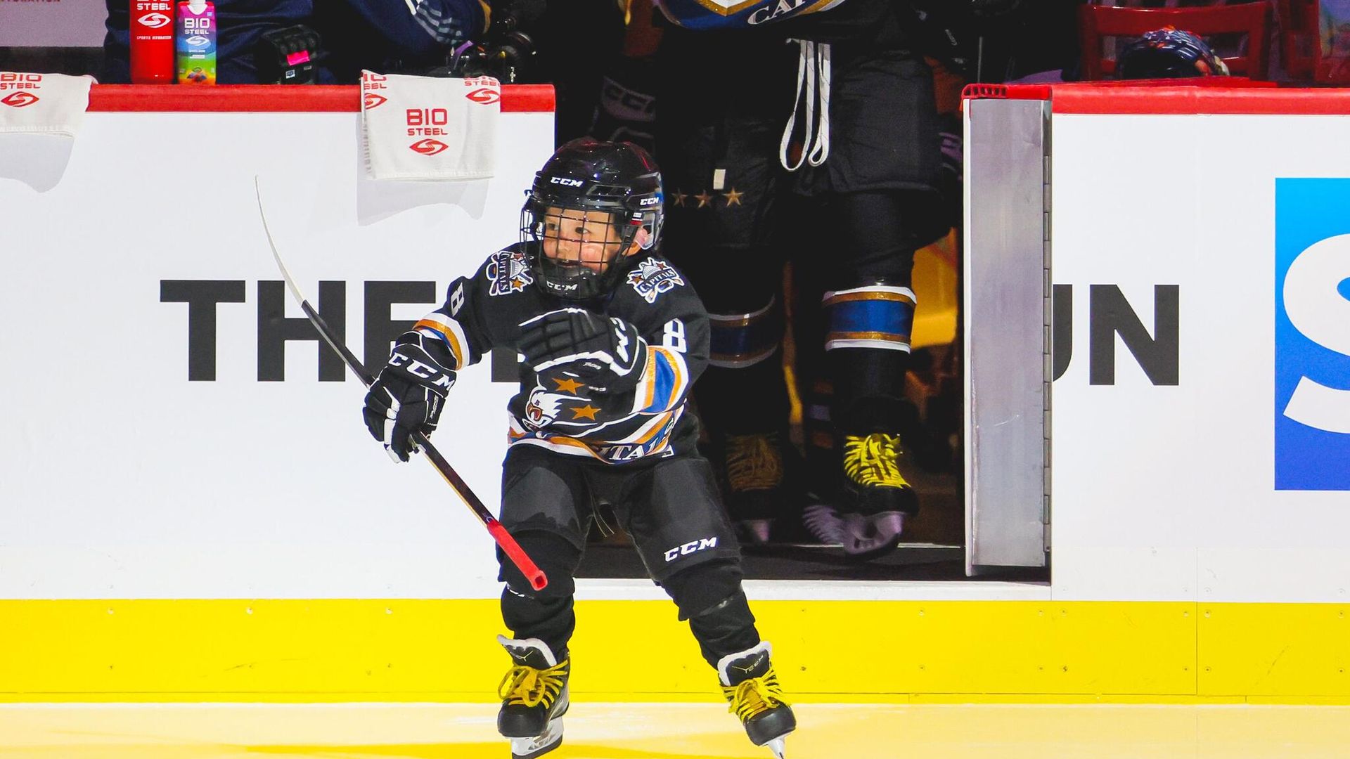 Хоккеист Вашингтон Кэпиталз Александр Овечкин и его сын Сергей Хоккеист Вашингтон Кэпиталз Александр Овечкин и его сын Сергей - РИА Новости, 1920, 04.02.2023