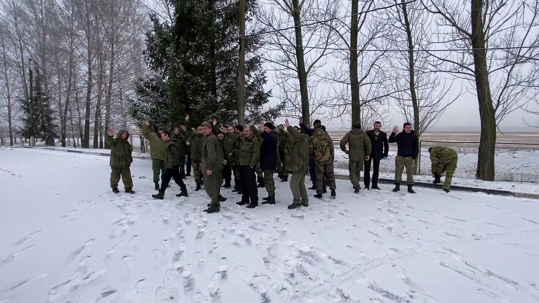 Российские военнослужащие, вернувшиеся из украинского плена, в Белгородской области Российские военнослужащие, вернувшиеся из украинского плена, в Белгородской области - РИА Новости, 1920, 04.02.2023