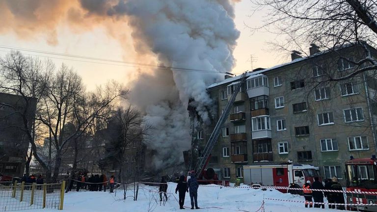 Взрыв газа в жилом доме в Новосибирске Взрыв газа в жилом доме в Новосибирске