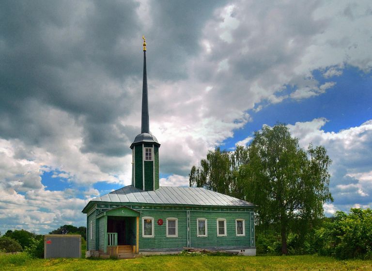 Единственная действующая сельская мечеть касимовских татар расположена в селе Подлипки (Шорын) Единственная действующая сельская мечеть касимовских татар расположена в селе Подлипки (Шорын)