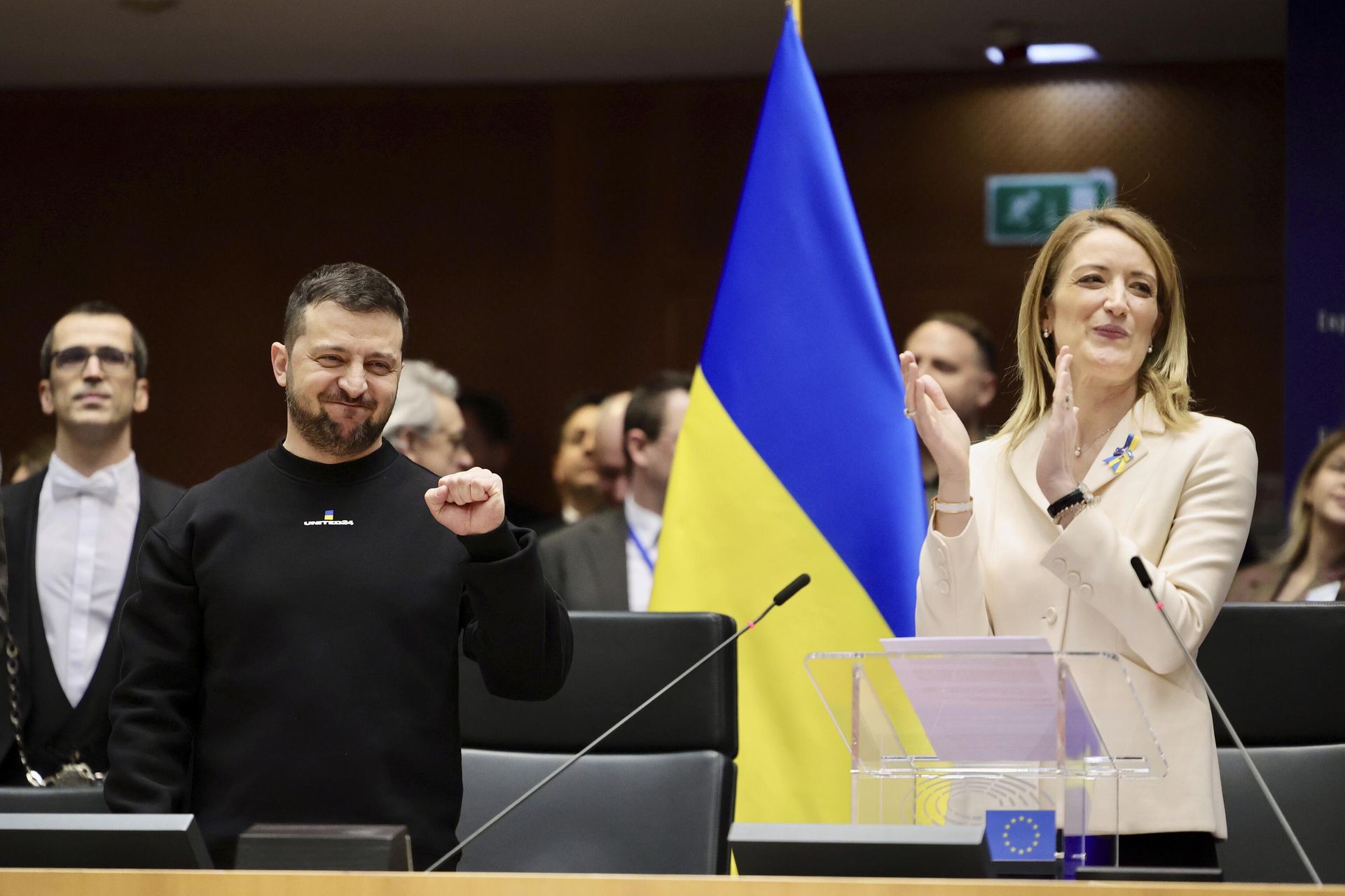 Президент Украины Владимир Зеленский и президент Европейского парламента Роберта Метсола на саммите ЕС в Брюсселе - РИА Новости, 1920, 09.02.2023