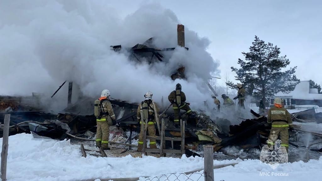Последствия пожара в селе Новое Шигалеево в Татарстане Последствия пожара в селе Новое Шигалеево в Татарстане - РИА Новости, 1920, 11.02.2023