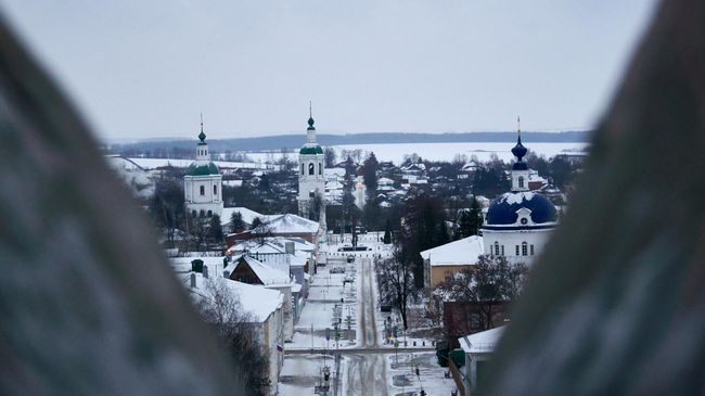 Со смотровой площадки центр Зарайска виден как на ладони Со смотровой площадки центр Зарайска виден как на ладони