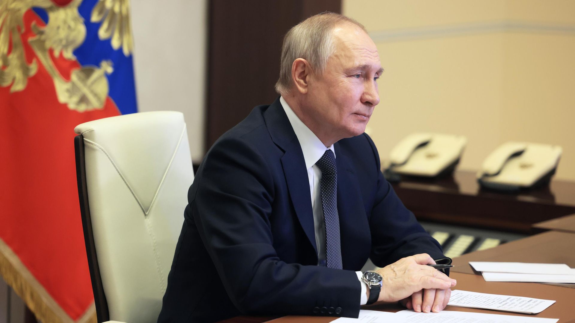 Президент России Владимир Путин в режиме видеосвязи принимает участие в мероприятии по случаю 30-летия ПАО Газпром. 17 февраля 2023 Президент России Владимир Путин в режиме видеосвязи принимает участие в мероприятии по случаю 30-летия ПАО Газпром. 17 февраля 2023 - РИА Новости, 1920, 17.02.2023