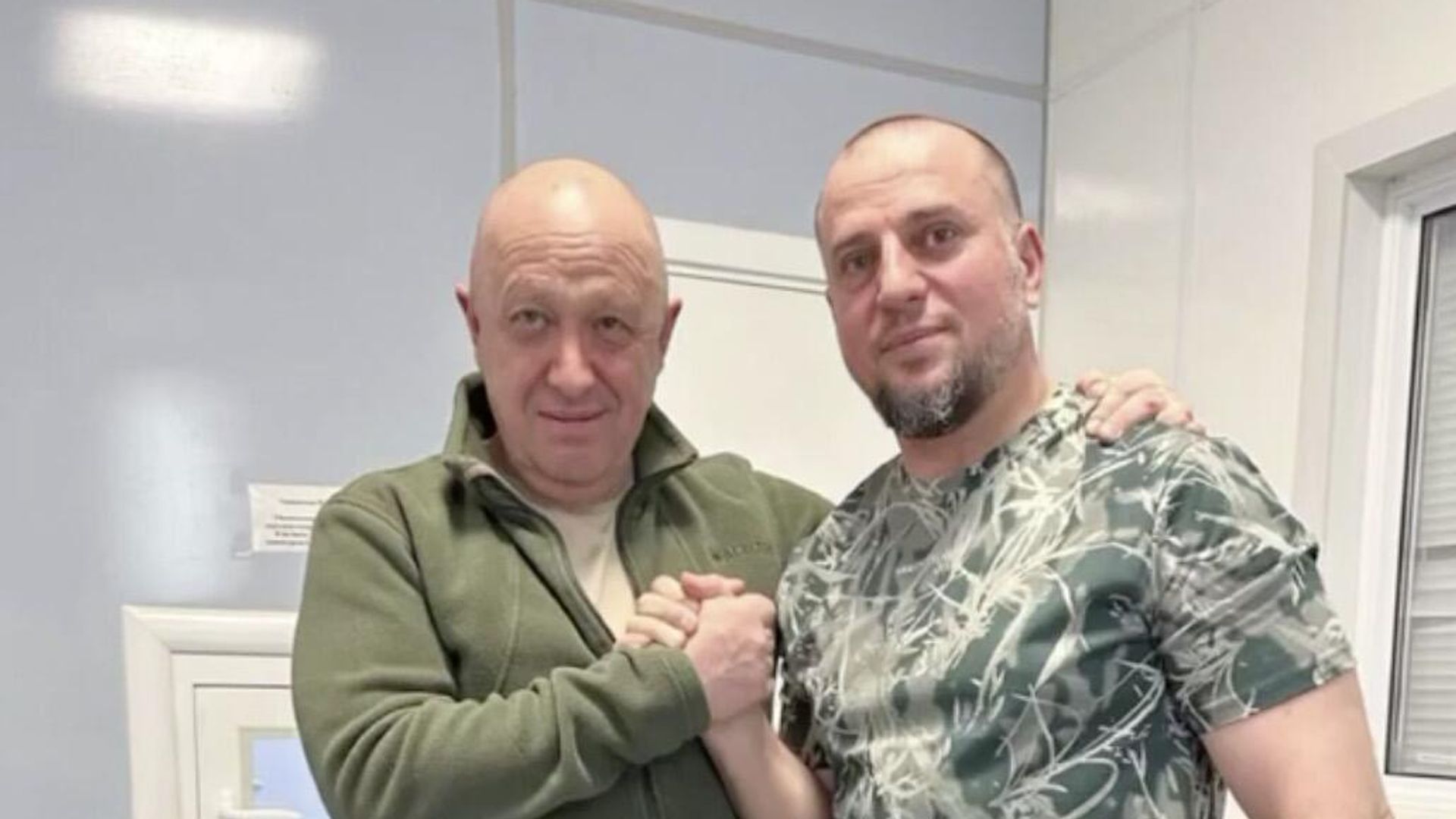 Евгений Пригожин и Апты Алаудинов Евгений Пригожин и Апты Алаудинов - РИА Новости, 1920, 17.02.2023