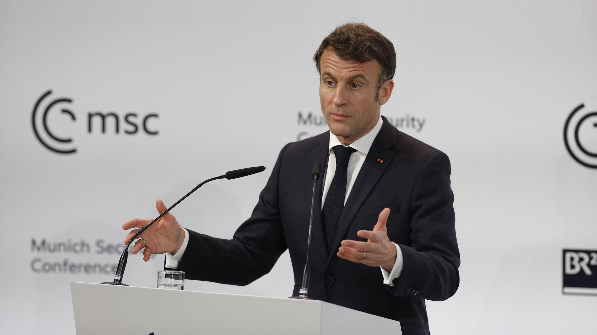 Президент Франции Эммануэль Макрон во время выступления на сессии Мюнхенской конференции по безопасности Президент Франции Эммануэль Макрон во время выступления на сессии Мюнхенской конференции по безопасности - РИА Новости, 1920, 17.02.2023