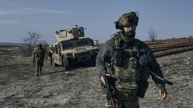 Украинские военнослужащие  