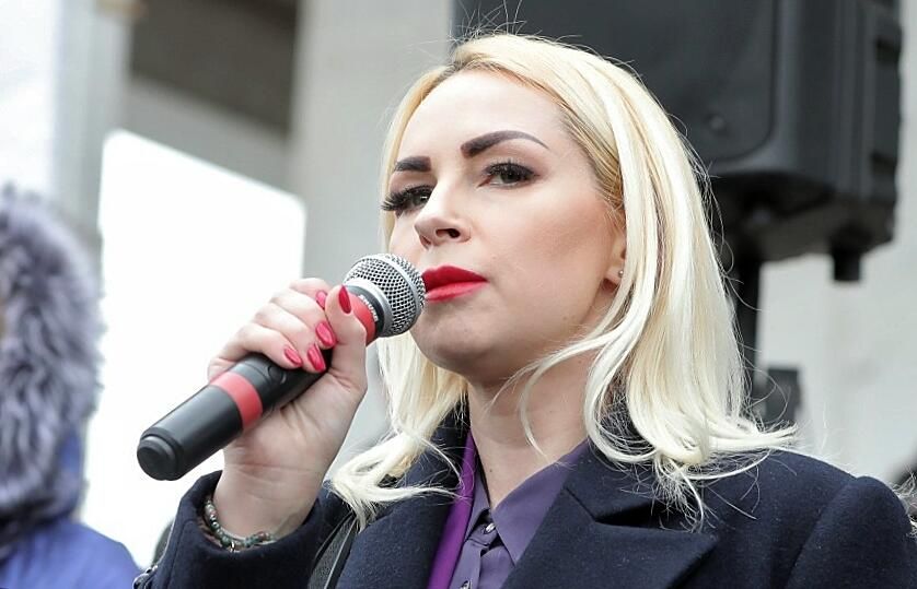 Вице-председатель партии Шор Марина Таубер на антиправительственном митинге сторонников оппозиционной партии Шор в Кишеневе Вице-председатель партии Шор Марина Таубер на антиправительственном митинге сторонников оппозиционной партии Шор в Кишеневе - РИА Новости, 1920, 04.05.2023