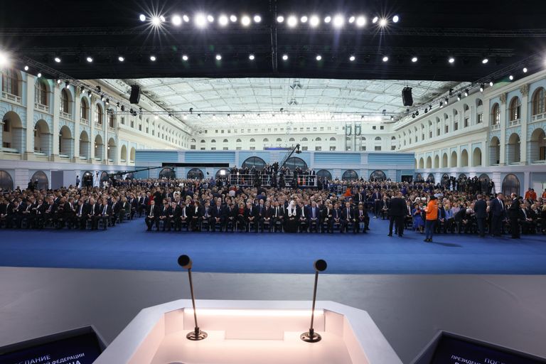 Послание президента РФ Владимира Путина Федеральному собранию Послание президента РФ Владимира Путина Федеральному собранию