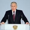 Президент РФ Владимир Путин выступает с ежегодным посланием Федеральному собранию Президент РФ Владимир Путин выступает с ежегодным посланием Федеральному собранию