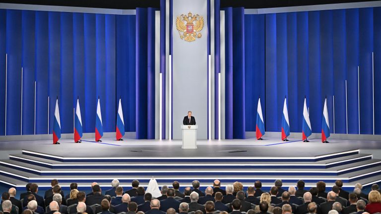 Президент РФ Владимир Путин выступает с ежегодным посланием Федеральному Собранию Президент РФ Владимир Путин выступает с ежегодным посланием Федеральному Собранию