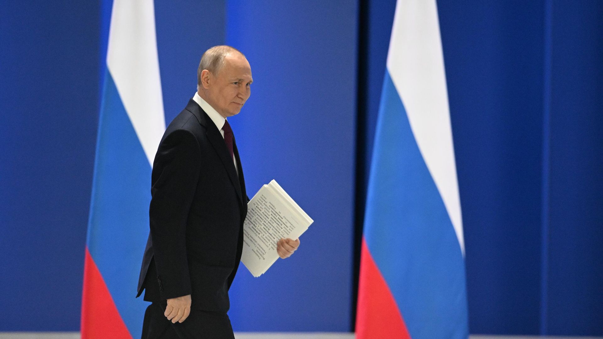Президент России Владимир Путин перед началом ежегодного послания Федеральному собранию Президент России Владимир Путин перед началом ежегодного послания Федеральному собранию - РИА Новости, 1920, 21.02.2023