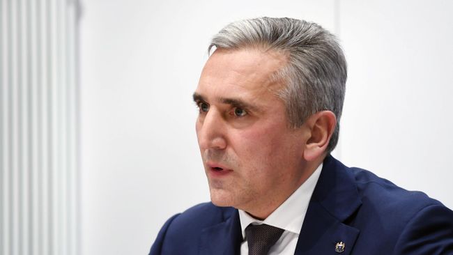 Губернатор Тюменской области Александр Моор 