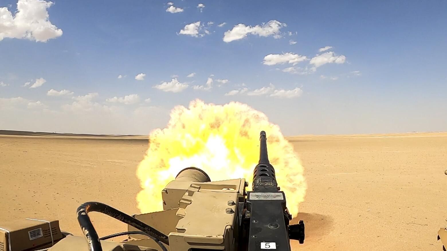 Испытательные стрельбы танка M1 Abrams Испытательные стрельбы танка M1 Abrams - РИА Новости, 1920, 21.02.2023