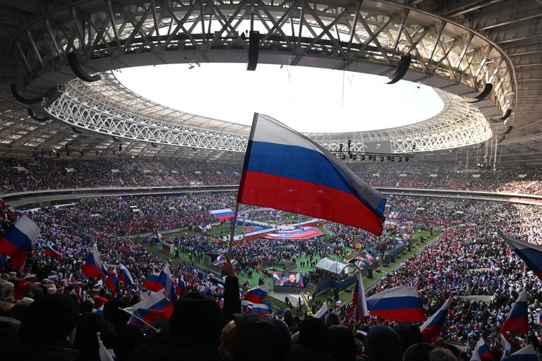 Митинг-концерт Слава защитникам Отечества! в Лужниках Митинг-концерт Слава защитникам Отечества! в Лужниках