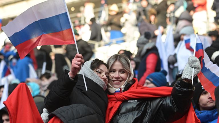 Митинг-концерт Слава защитникам Отечества! в Москве