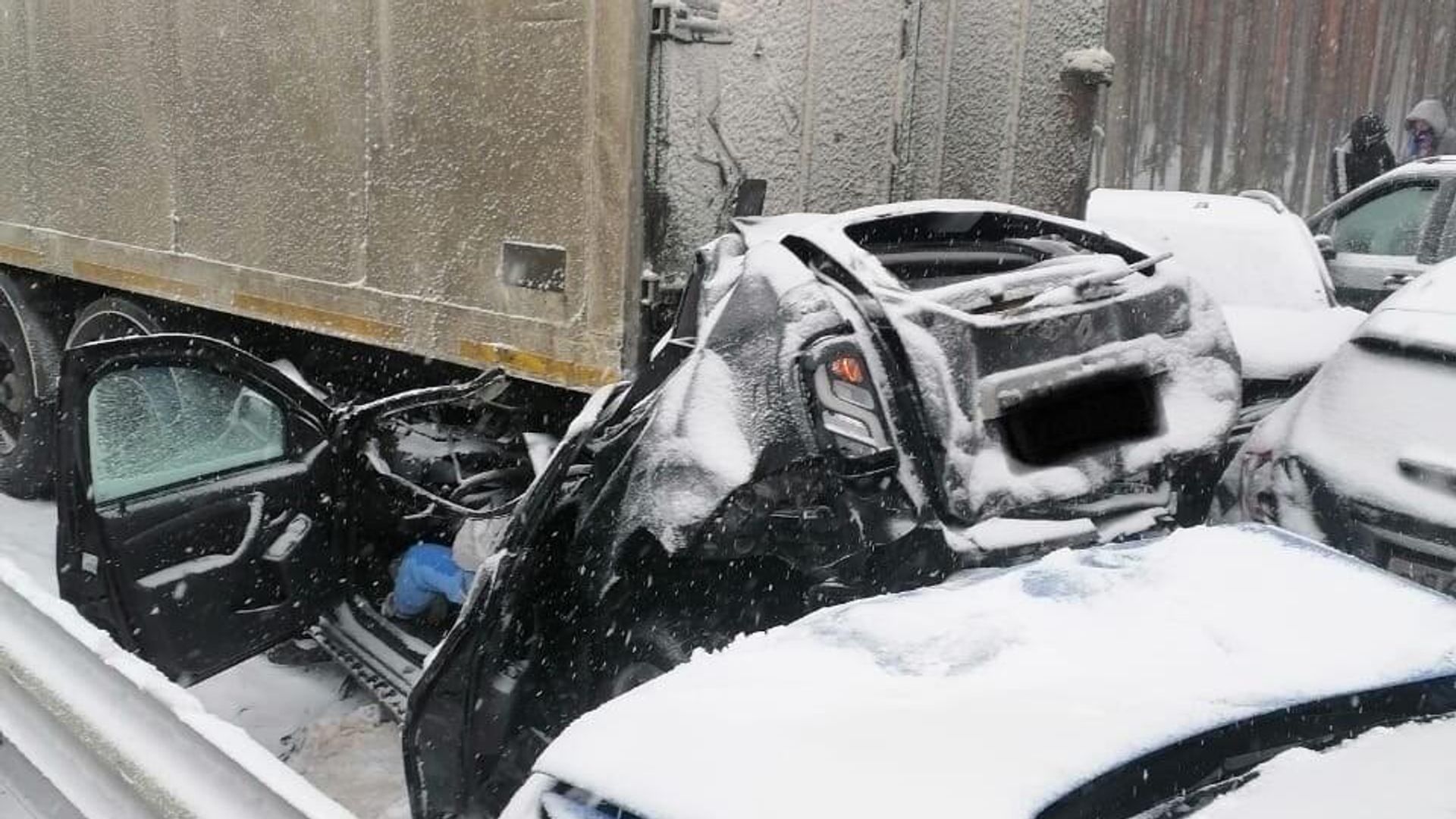 ДТП на 502 км СПАД М-11 Нева в Маловишерском районе Новгородской области ДТП на 502 км СПАД М-11 Нева в Маловишерском районе Новгородской области - РИА Новости, 1920, 27.02.2023