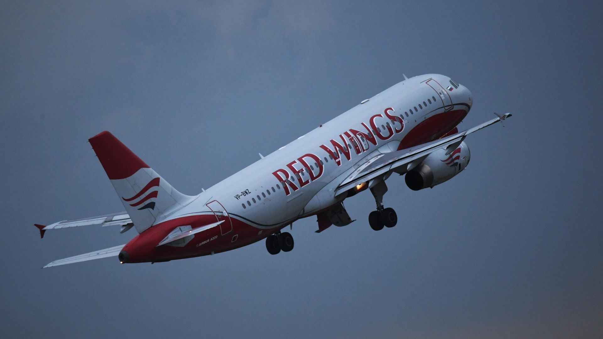  Самолет Airbus A320-232 авиакомпании Red Wings в небе - РИА Новости, 1920, 30.05.2023