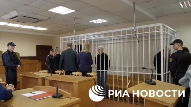 Вынесение приговора Алесю Беляцкому. Кадр видео Вынесение приговора Алесю Беляцкому. Кадр видео