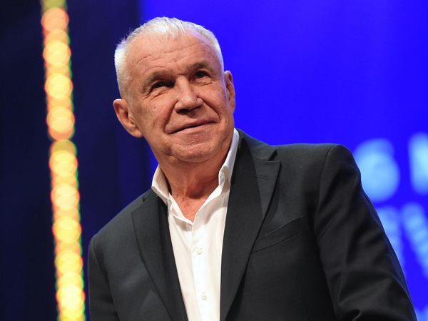 Актер Сергей Гармаш на церемонии открытия XХI Международного фестиваля кинематографических дебютов Дух огня Актер Сергей Гармаш на церемонии открытия XХI Международного фестиваля кинематографических дебютов Дух огня
