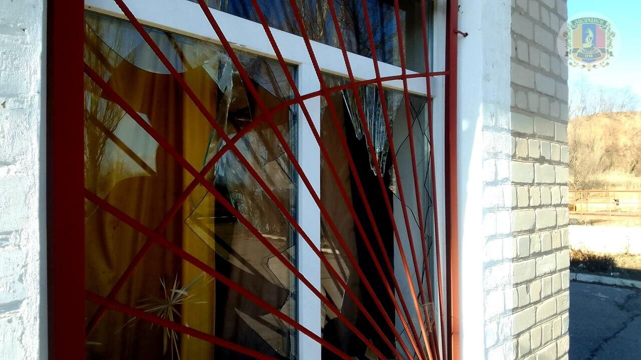 Последствия обстрела Лисичанска со стороны ВСУ Последствия обстрела Лисичанска со стороны ВСУ - РИА Новости, 1920, 08.08.2023