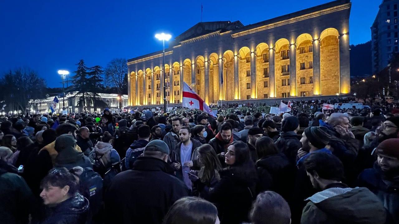 Масштабная акция протеста в Тбилиси Масштабная акция протеста в Тбилиси - РИА Новости, 1920, 09.03.2023