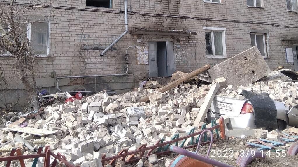 На месте взрыва бытового газа в Чите На месте взрыва бытового газа в Чите - РИА Новости, 1920, 09.03.2023