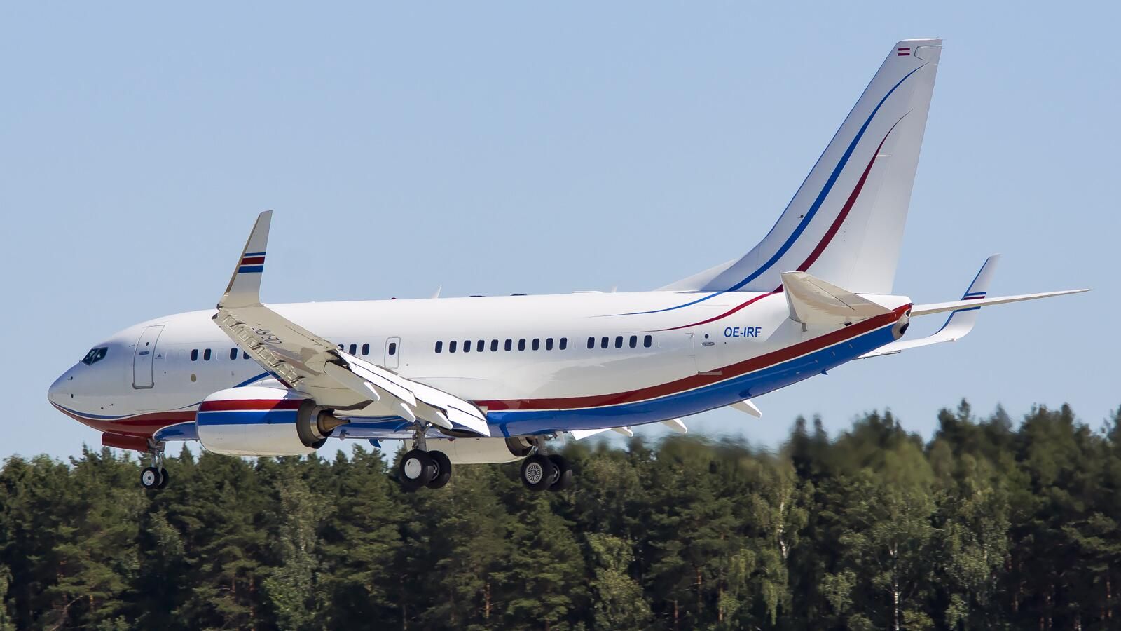 Самолет Boeing 737-7JU Самолет Boeing 737-7JU - РИА Новости, 1920, 09.03.2023