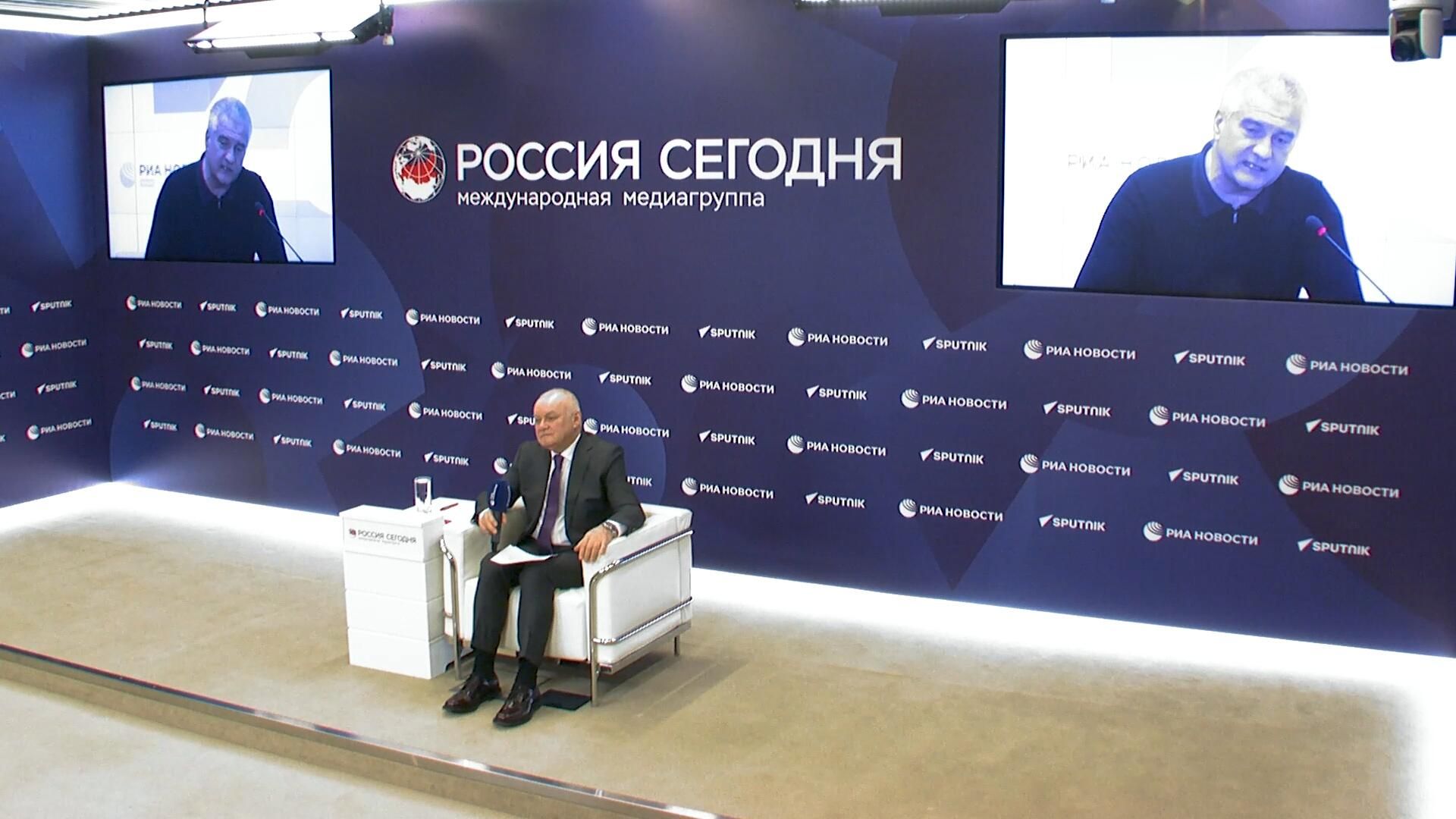 Аксенов о сроках интеграции новых регионов России Аксенов о сроках интеграции новых регионов России - РИА Новости, 1920, 10.03.2023
