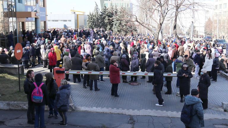 Участники акции протеста оппозиции в центре Кишинева Участники акции протеста оппозиции в центре Кишинева