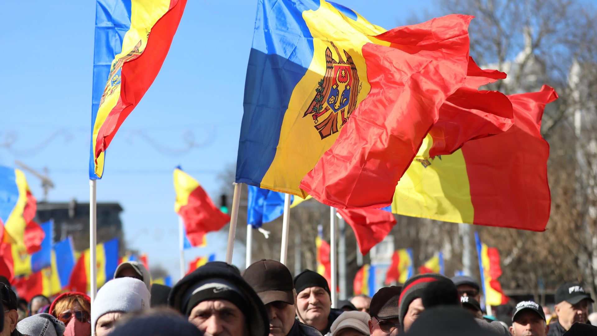 Участники акции протеста оппозиции в центре Кишинева Участники акции протеста оппозиции в центре Кишинева - РИА Новости, 1920, 15.12.2023