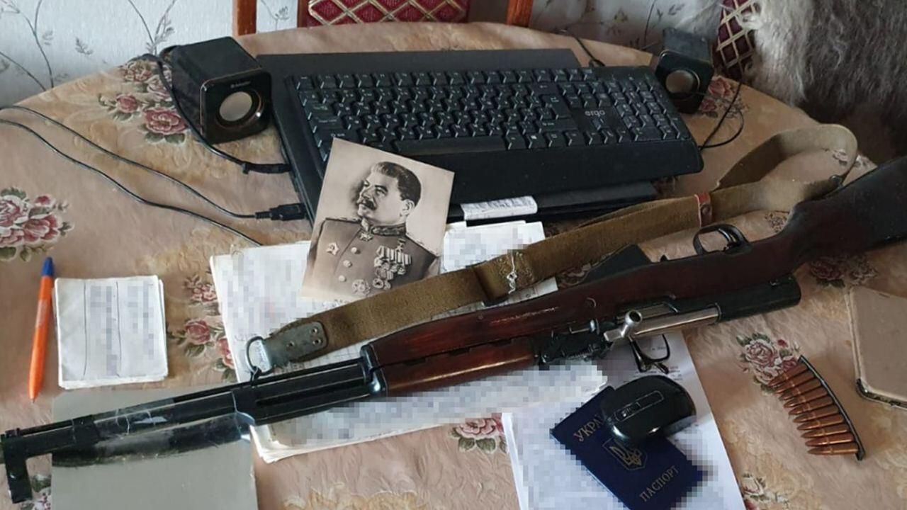 Вещи изъятые при выявлении подпольных ячеек Коммунистической партии Советского Союза в Киеве Вещи изъятые при выявлении подпольных ячеек Коммунистической партии Советского Союза в Киеве - РИА Новости, 1920, 20.03.2023