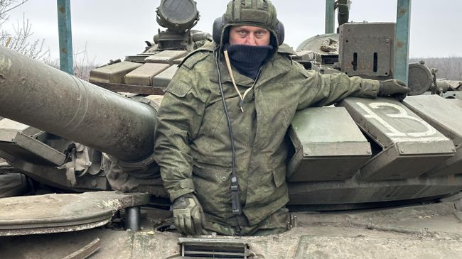 Механик-водитель танка Т-72Б3М с позывным Уазик Механик-водитель танка Т-72Б3М с позывным Уазик
