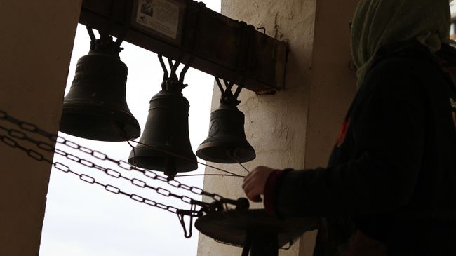 Колокольня в храме Колокольня в храме