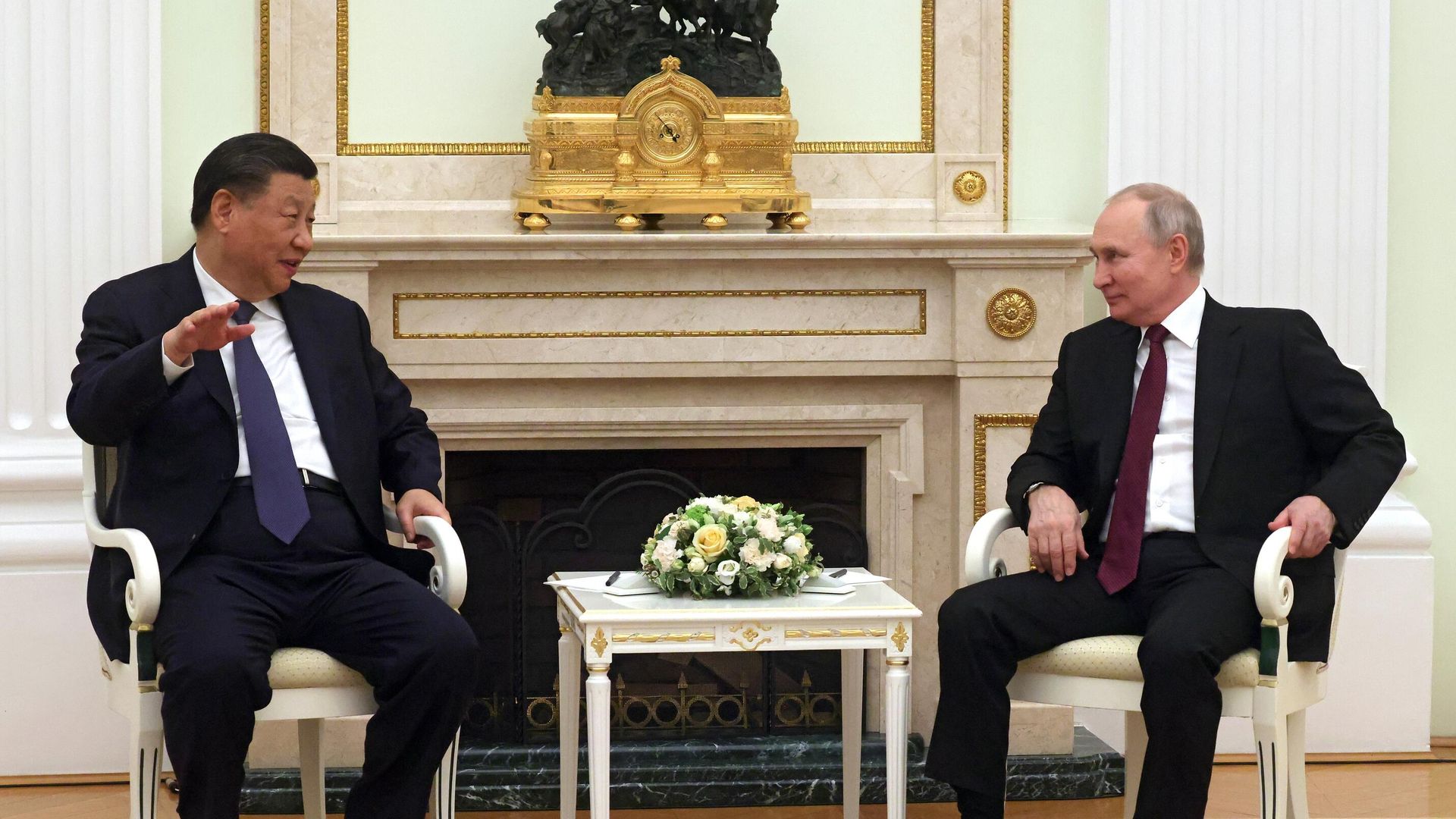 Президент РФ Владимир Путин и председатель Китайской Народной Республики Си Цзиньпин во время встречи Президент РФ Владимир Путин и председатель Китайской Народной Республики Си Цзиньпин во время встречи - РИА Новости, 1920, 21.03.2023