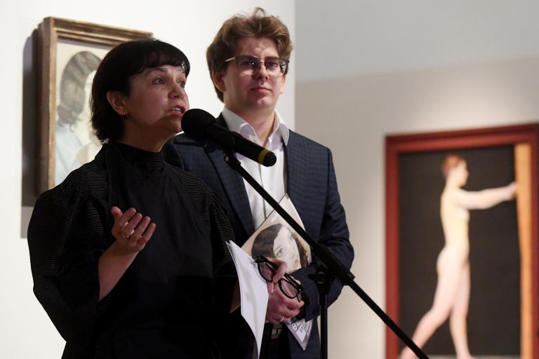 Директор ГМИИ им. А.С. Пушкина Марина Лошак и куратор выставки, научный сотрудник отдела искусства стран Европы и Америки XIX–XX веков Данила Булатов на пресс-показе выставки Фрэнсис Бэкон, Люсьен Фрейд и Лондонская школа в ГМИИ им. А.С. Пушкина Директор ГМИИ им. А.С. Пушкина Марина Лошак и куратор выставки, научный сотрудник отдела искусства стран Европы и Америки XIX–XX веков Данила Булатов на пресс-показе выставки Фрэнсис Бэкон, Люсьен Фрейд и Лондонская школа в ГМИИ им. А.С. Пушкина