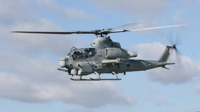 Ударный вертолет Bell AH-1Z Viper