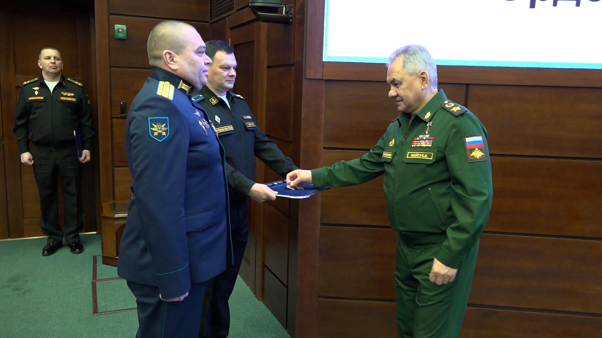 Награждение орденами Мужества летчиков, перехвативших американский беспилотник - РИА Новости, 1920, 22.03.2023