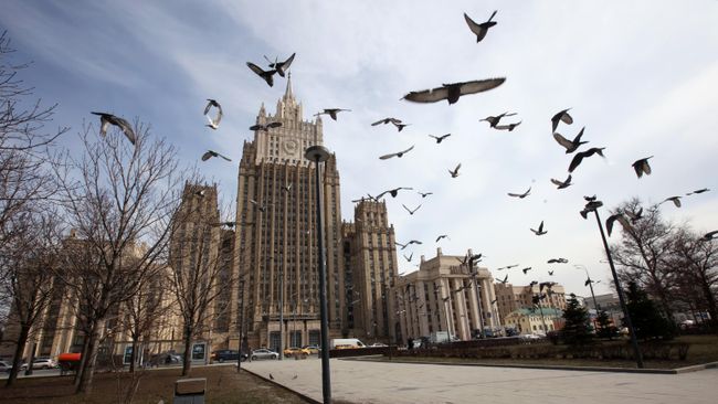 Здание Министерства иностранных дел РФ в Москве