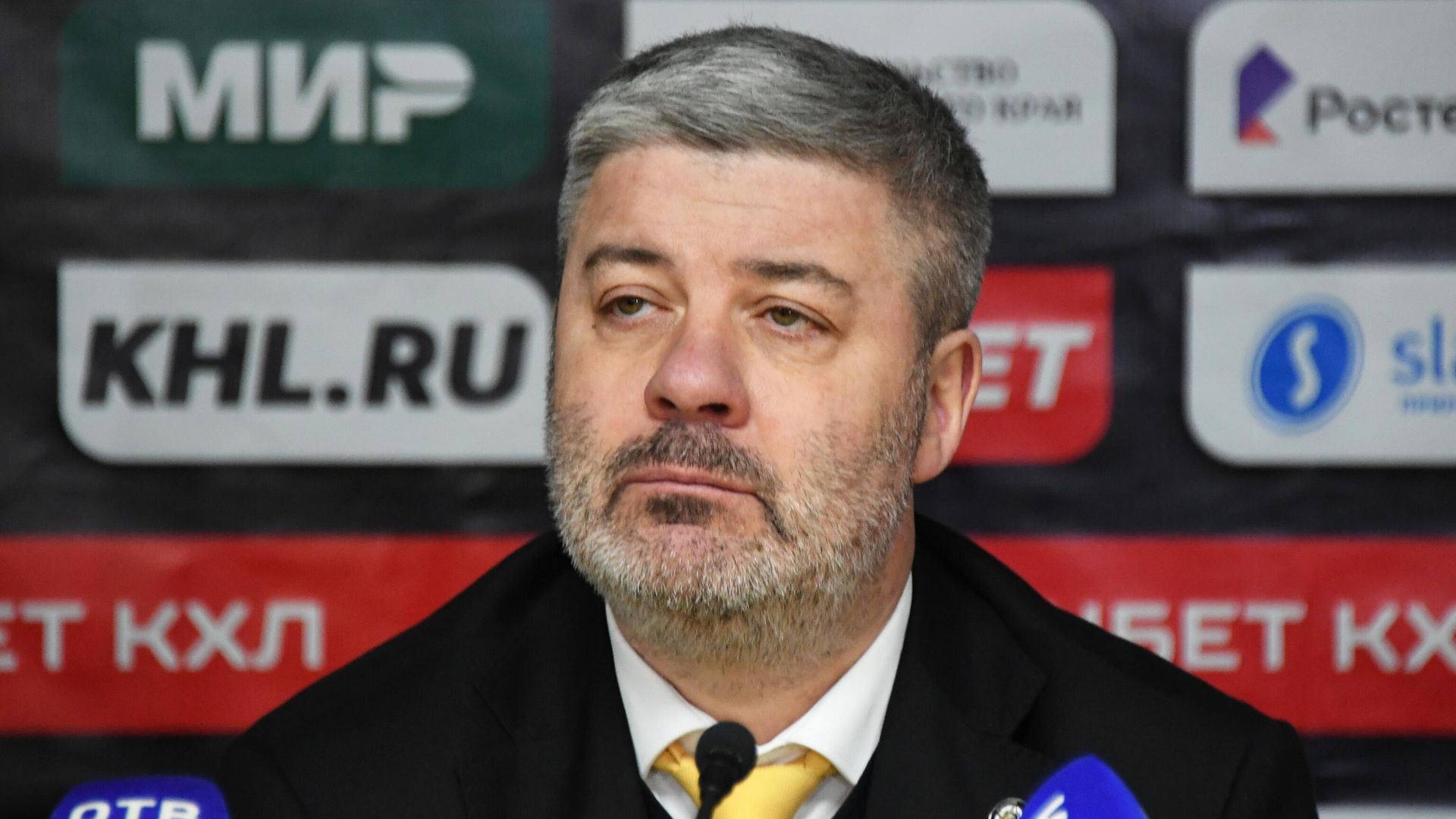 Главный тренер Адмирала Леонид Тамбиев Главный тренер Адмирала Леонид Тамбиев - РИА Новости, 1920, 01.10.2025