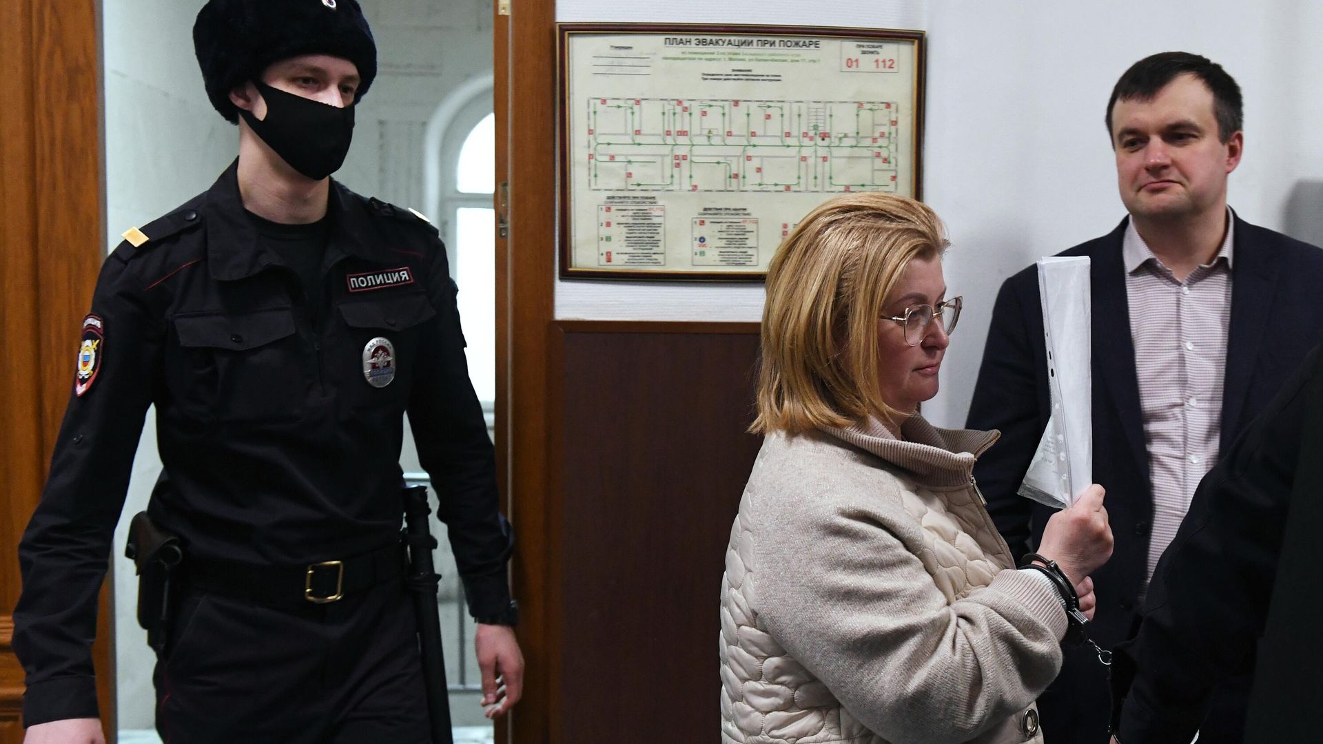 Временно исполняющая обязанности заместителя губернатора Брянской области Татьяна Кулешова в Басманном суде Москвы. 30 марта 2023 Временно исполняющая обязанности заместителя губернатора Брянской области Татьяна Кулешова в Басманном суде Москвы. 30 марта 2023 - РИА Новости, 1920, 30.03.2023