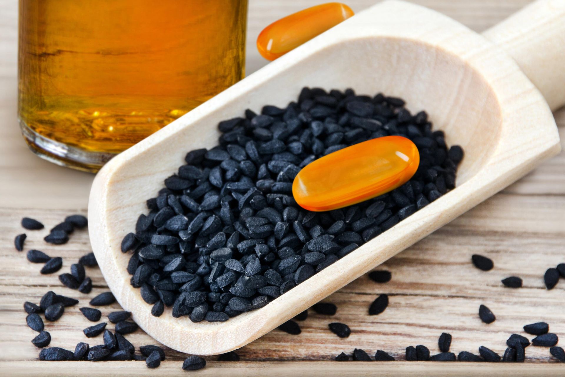 Капсулы с маслом черного тмина Капсулы с маслом черного тмина - РИА Новости, 1920, 31.03.2023