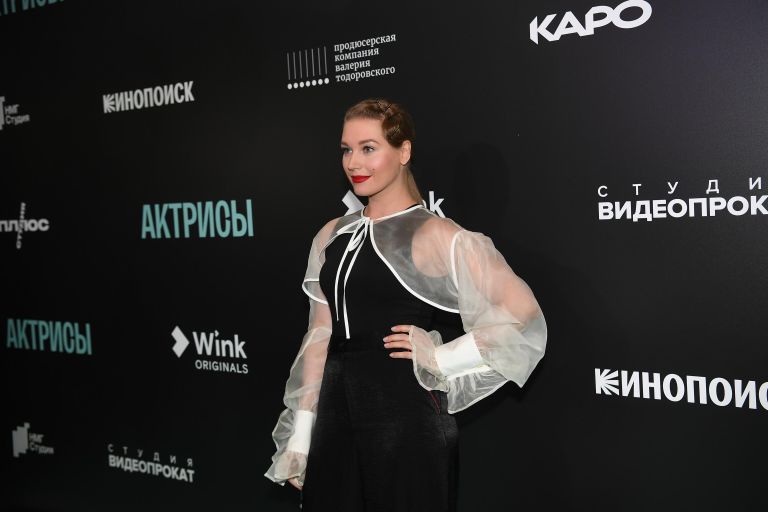 Актриса Кристина Асмус на премьере сериала Актрисы режиссера Федора Бондарчука в кинотеатре КАРО 11 Октябрь в Москве Актриса Кристина Асмус на премьере сериала Актрисы режиссера Федора Бондарчука в кинотеатре КАРО 11 Октябрь в Москве