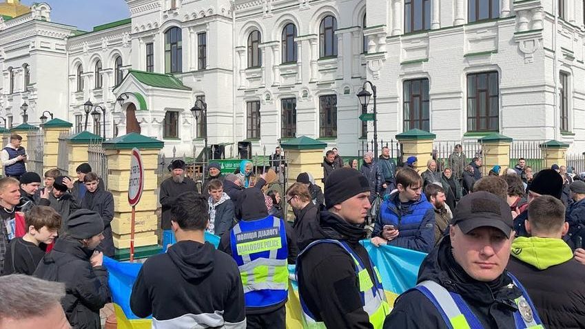 Ситуация в Киево-Печерской лавре Ситуация в Киево-Печерской лавре - РИА Новости, 1920, 03.04.2023