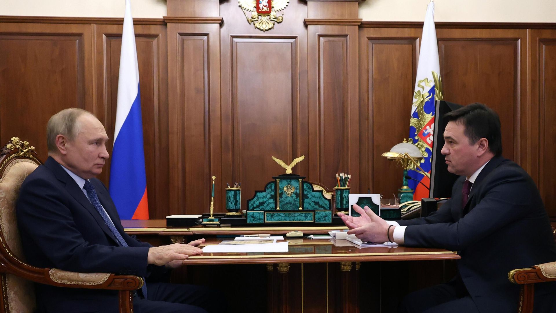 Президент РФ Владимир Путин и губернатор Московской области Андрей Воробьев во время встречи Президент РФ Владимир Путин и губернатор Московской области Андрей Воробьев во время встречи - РИА Новости, 1920, 01.06.2023