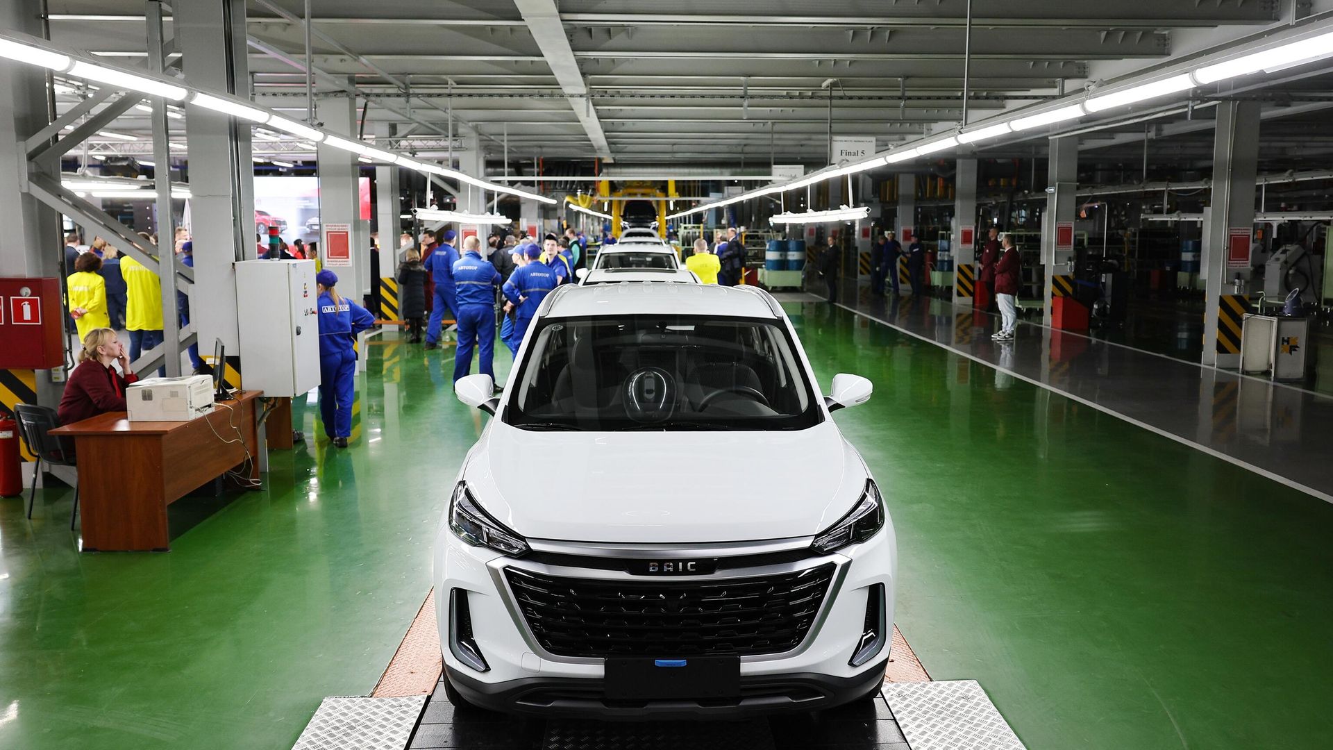 Кроссовер BAIC X35 на производственном конвейере завода Автотор в Калининграде Кроссовер BAIC X35 на производственном конвейере завода Автотор в Калининграде - РИА Новости, 1920, 02.02.2024