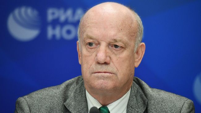 Руководитель Центра военно-дипломатического анализа и оценок, доктор исторических наук, полковник ГРУ Генштаба РФ в отставке Владимир Винокуров Руководитель Центра военно-дипломатического анализа и оценок, доктор исторических наук, полковник ГРУ Генштаба РФ в отставке Владимир Винокуров