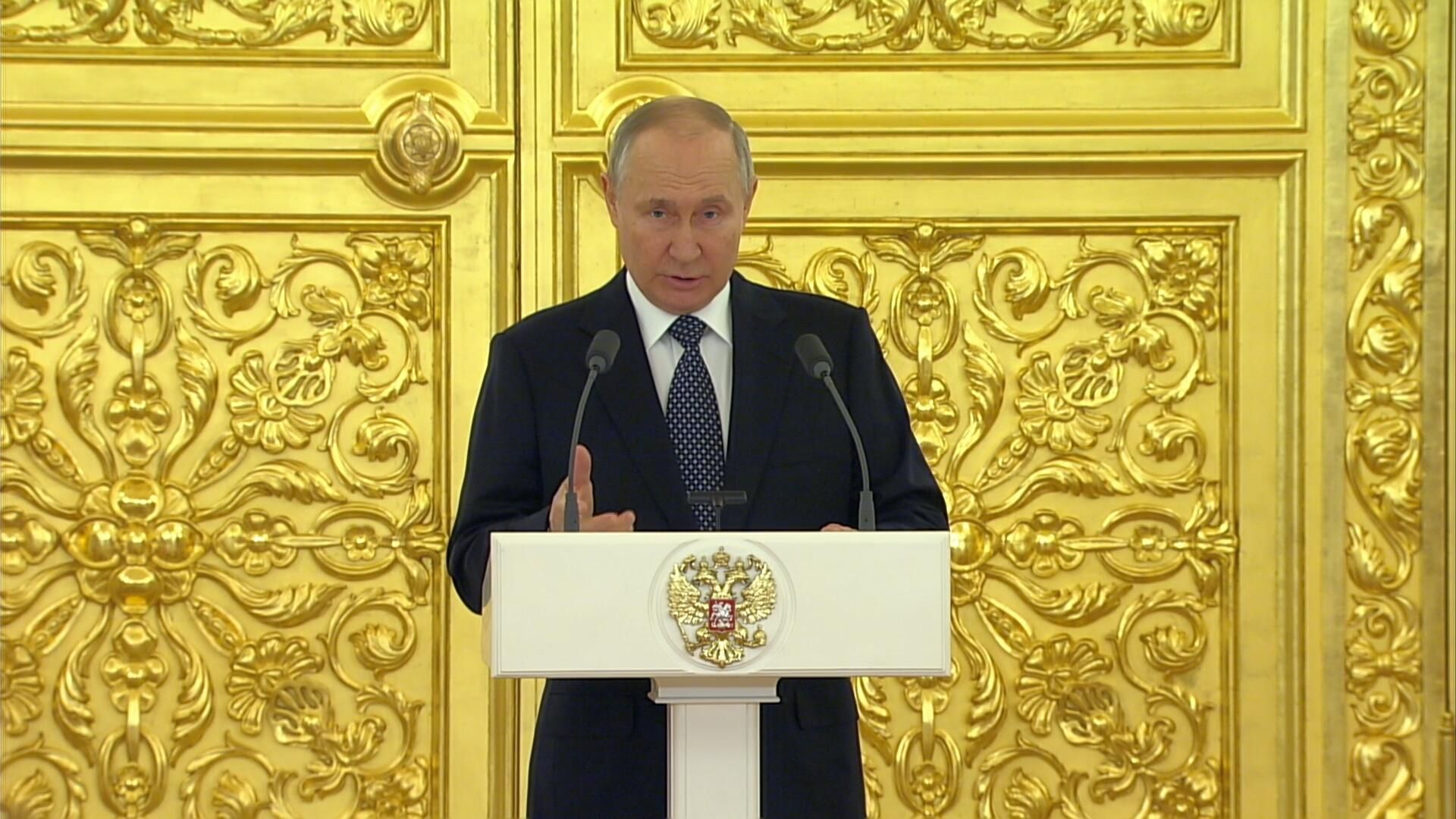 Путин: поддержка США цветных революций во многом и привела к украинскому кризису Путин: поддержка США цветных революций во многом и привела к украинскому кризису - РИА Новости, 1920, 05.04.2023