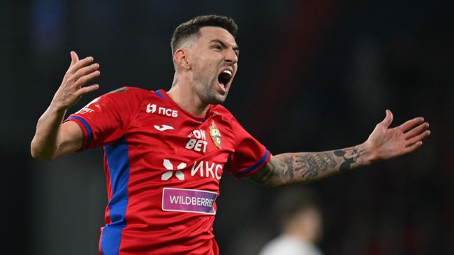 Игрок ПФК ЦСКА Виллиан Роша Игрок ПФК ЦСКА Виллиан Роша